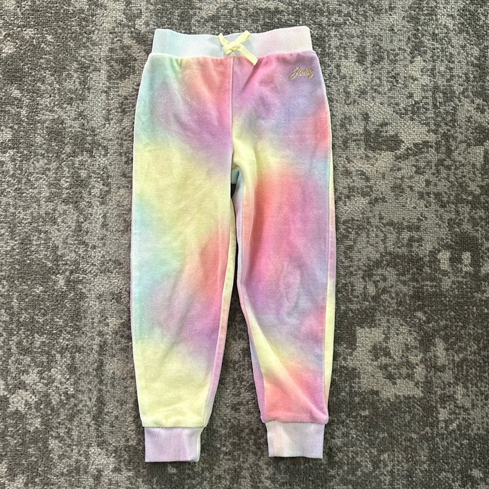 Juicy Couture Sweatpants in Size 5T!